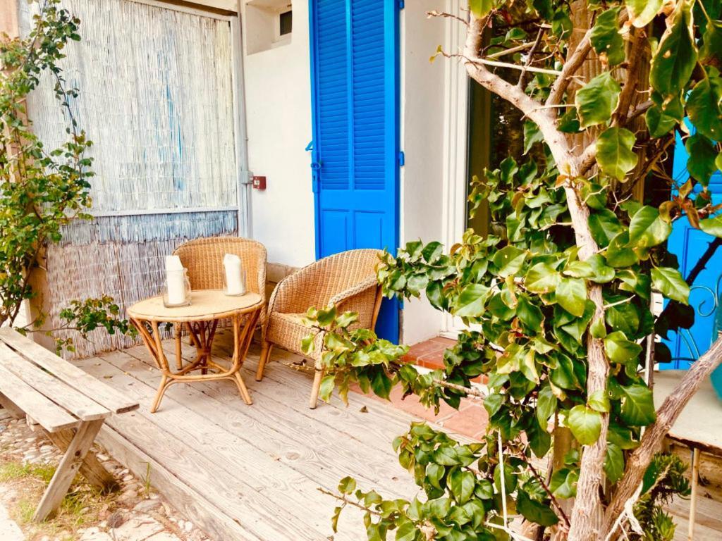 Hotel Lido Beach Hyeres Bagian luar foto