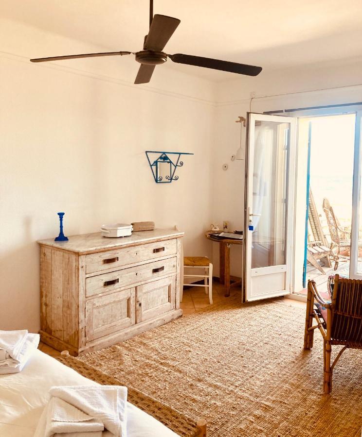 Hotel Lido Beach Hyeres Bagian luar foto