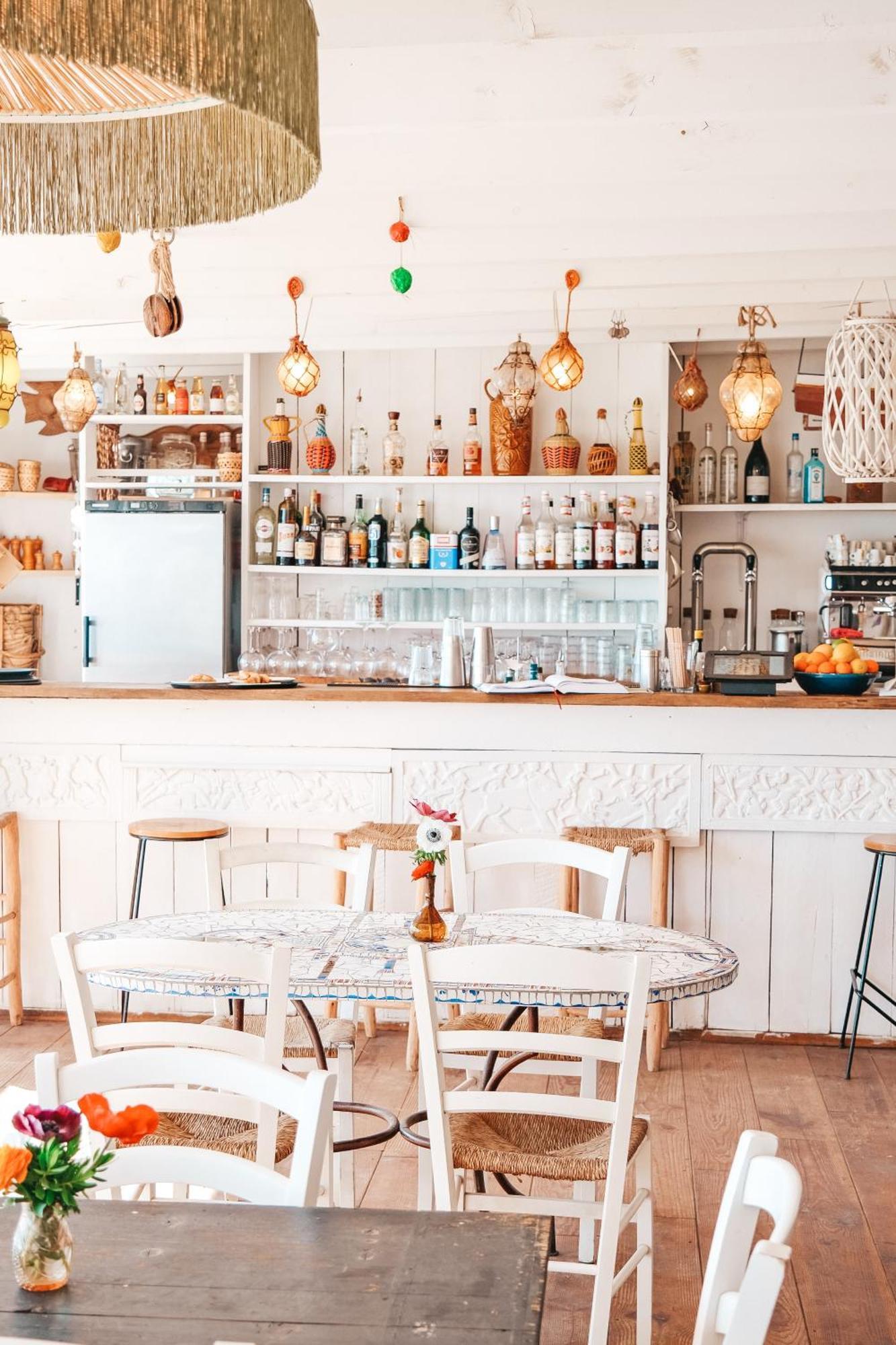 Hotel Lido Beach Hyeres Bagian luar foto
