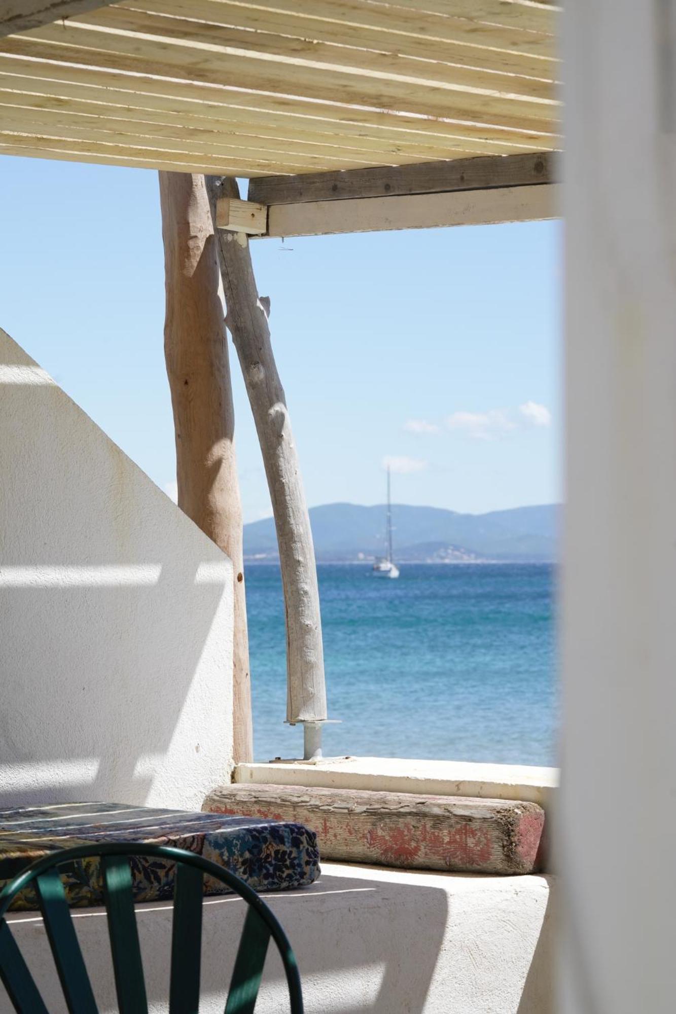 Hotel Lido Beach Hyeres Bagian luar foto