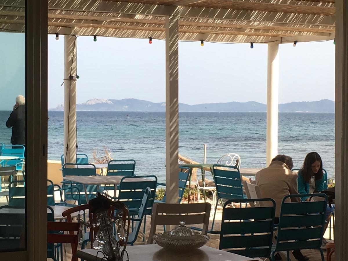 Hotel Lido Beach Hyeres Bagian luar foto