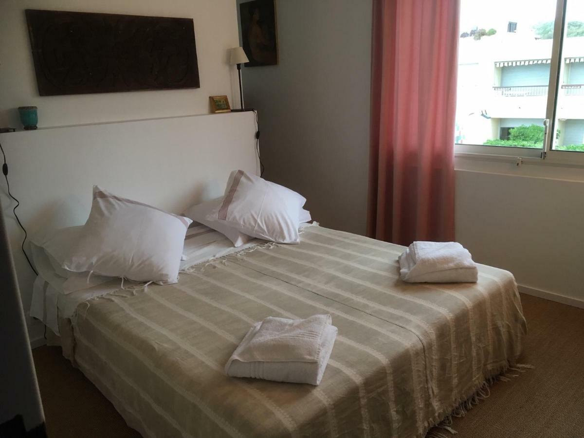 Hotel Lido Beach Hyeres Bagian luar foto