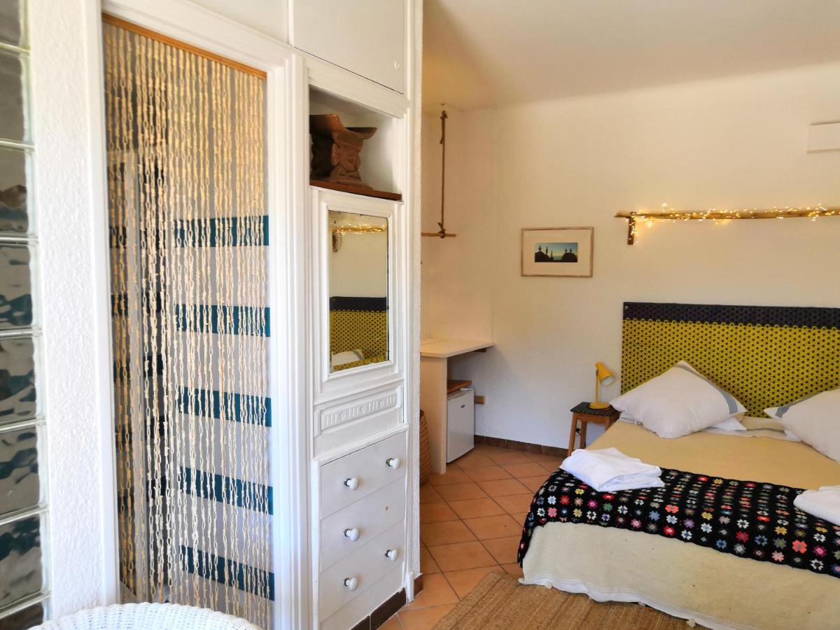 Hotel Lido Beach Hyeres Bagian luar foto